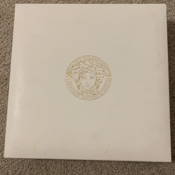 RARE VERSACE MEDUSA HEAD CHAIN - Picture 4 of 7